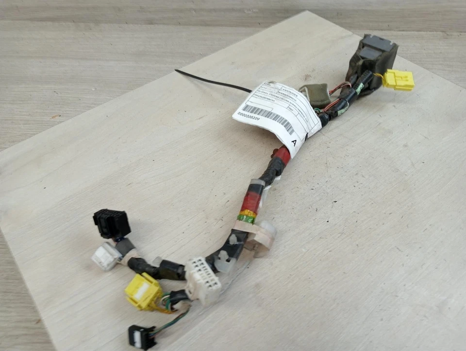 TOYOTA LANDCRUISER WIRING HARNESS 100 SERIES, STEERING COLUMN WIRING HARNESS, P/ - image 3 of 4