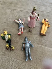Vintage Wizard Of Oz Ornaments Dorothy Scarecrow Tin Man Lion Glenda & Toto
