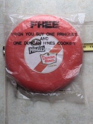 Vintage Pringle's &  Dunkin Hines Frisbee! In Original Wrapper , never opened