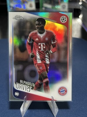 2025/26 Topps Chrome UCC - Alphonso Davies #90 - Refractor