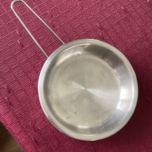 Melissa & Doug Children’s Pots & Pans Colander Let’s Play House 3 Pc Set. #3 - Picture 5 of 11