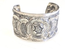 Massiver 925 Sterling Silber Armreif Armspange 3,6 cm breit verziert 36 gr Handa