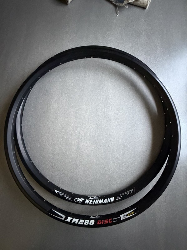BICYCLE RIMS 2 WEINMANN 26x1.75/2.125 XM280 DISC DB LITE 36 HOLE SCHRADER VALVE