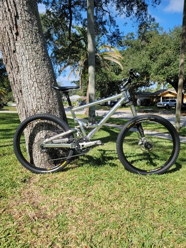meaning of hybrid bike