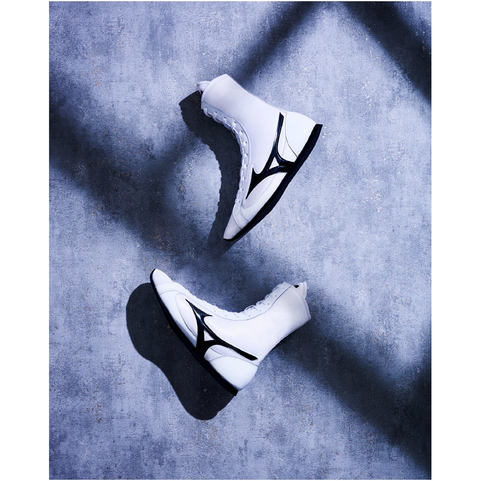 MIZUNO Boxing Shoes Finisher MID White X Black 21GA231001 Unisex 2E