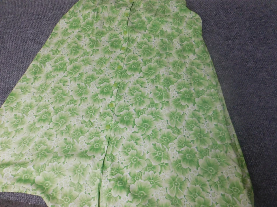 Sag Harbor 女式裙子特大号绿色花卉 A 字中长 — 第 3/4 张图片