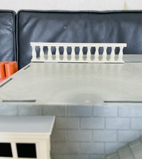 Sylvanian Families Grand Hotel / Regency Hotel Spares - Front / Back Railing 1X