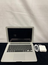 Apple MacBook Air 13-inch Retina display, 1.6GHz dual-core Intel Core i5, 128GB