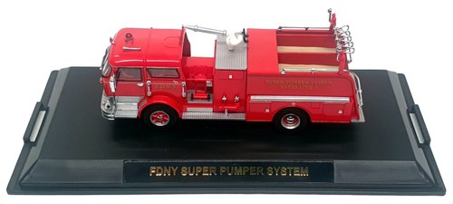 Code 3 Collectibles 1/64 Scale 12542 - Mack C Satellite 1 Fire Engine - FDNY - Picture 4 of 5