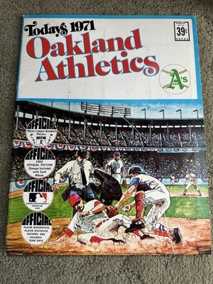1971 Dell Complete Oakland A's Stamp Album, SHARP ITEM with THREE HOFers!