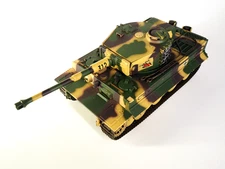 Rare 21st Century Toys WWII German 1:32 Vehicle - 312 Tiger Tank Camo Heavy Tank