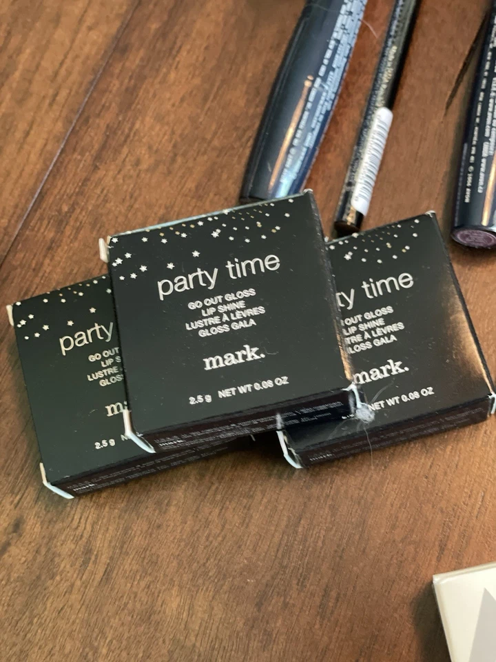 Lote enorme de 22 lábios, olhos, sobrancelhas, unhas das bochechas AVON - Imagem 3 de 4