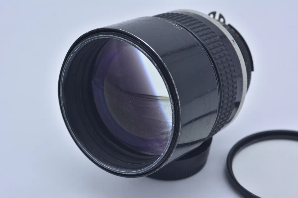 Nikon Nikkor 135mm f/2 AiS für Nikon F Objektiv - Bild 3 von 4