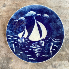 Poole Pottery STUDIO Small Trinket Pin Dish Plaque Blue & White Boat 12cm / 5"