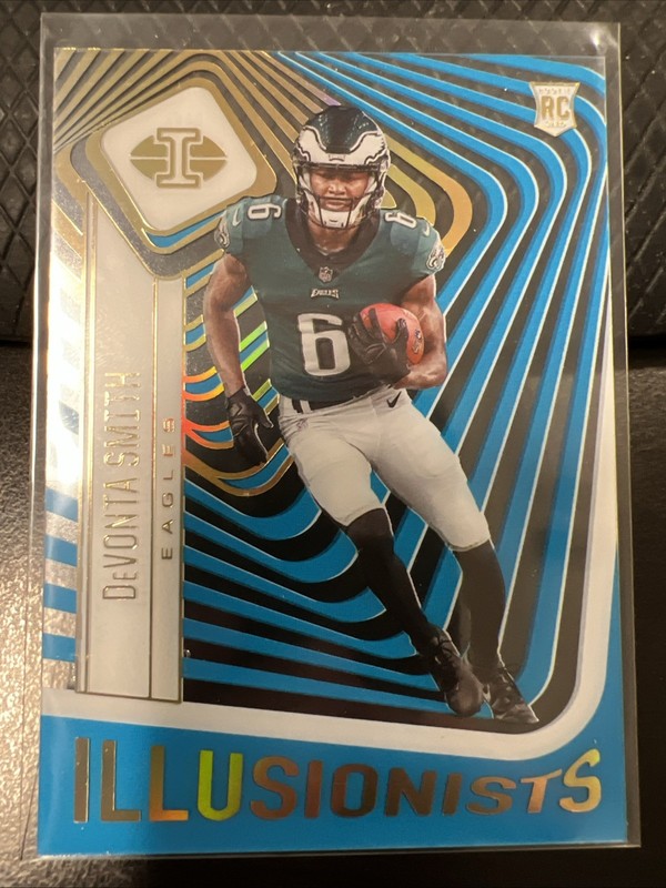 2021 Panini Illusions - Illusionists Devonta Smith #ILL-15 Light Blue /299 (RC)