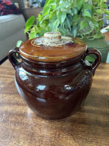 Vintage USA Brown Glazed Ceramic Bean Pot / Lidded Crock with Handles