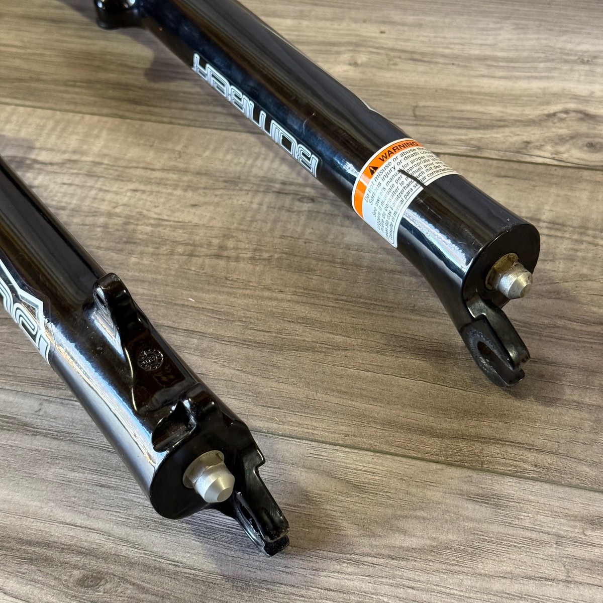 Marzocchi Bomber MX Comp ETA 1 1/8 Threadless Air Fork 215 Steerer