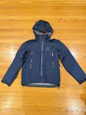 Arc'teryx Beta AR GORE-Tex Pro Shell - Excellent Pre-Owned - Mens Medium