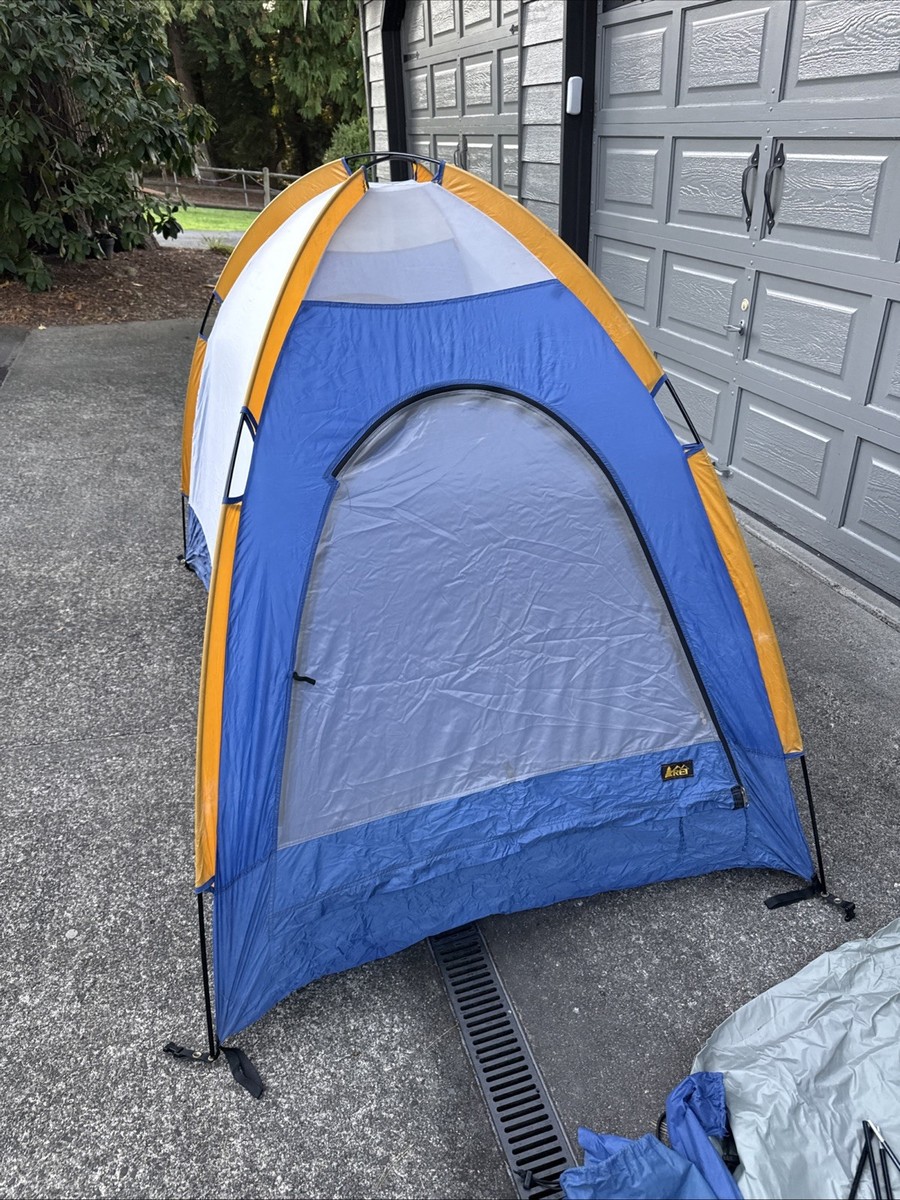 Vintage REI Half Dome Silver Complete Person Camping Hiking Backpacking