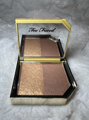 Too Faced Tutti Frutti Pineapple Paradise Strobing Bronzer Highlighting Duo