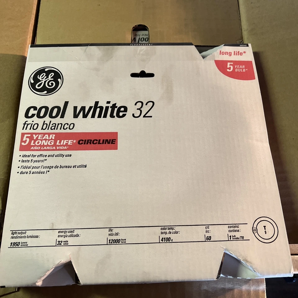 GE FC12T9 CW Fluorescent 32-Watt Lamp Light Bulb 12" Cool White. New - Image 2 of 3