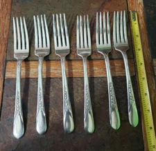 LOT OF 6 c1941 PRISCILLA/👵 LADYANN SILVERPLATED DINNER  🍽 👌 FORKS 