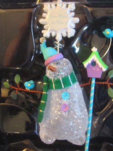 Snow Place Like Home! ~ Snowman's Land ~ 2003 Hallmark Keepsake Ornament ~ NIB - Picture 2 of 7
