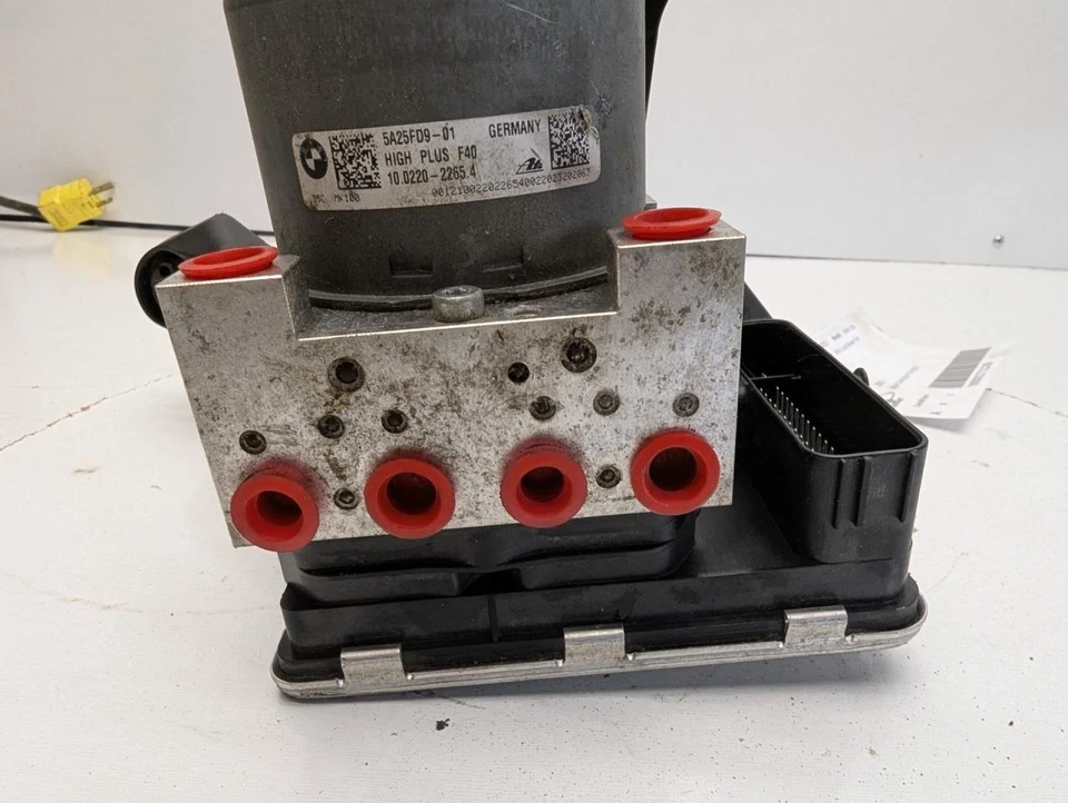 Anti-Lock Brake Part Fits 21 BMW 228i 779176 Foto 4 de 4