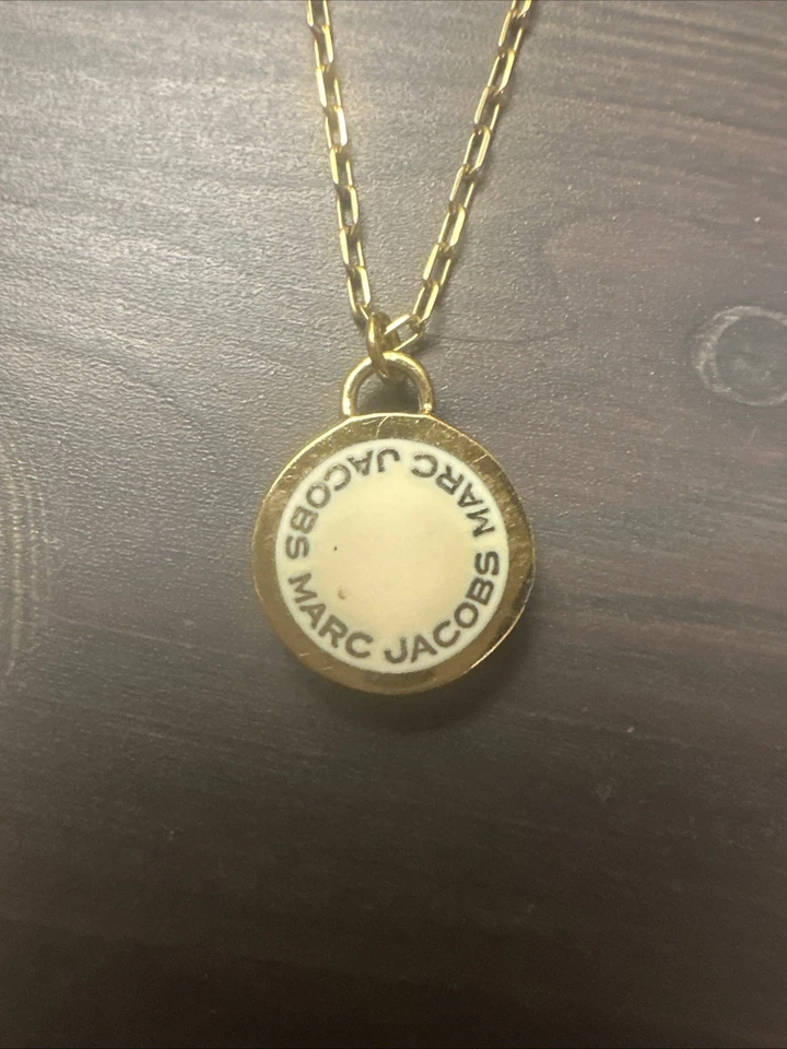 MARC JACOBS LOGO Disco Collares Colgante Foto 2 de 4
