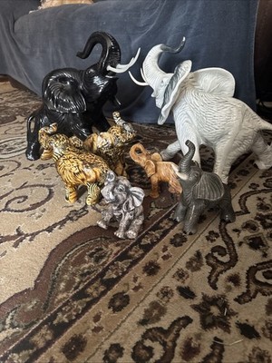 Elephant Set  Vintage Ceramic And Porcelain.One Wood Resin Made In Italy