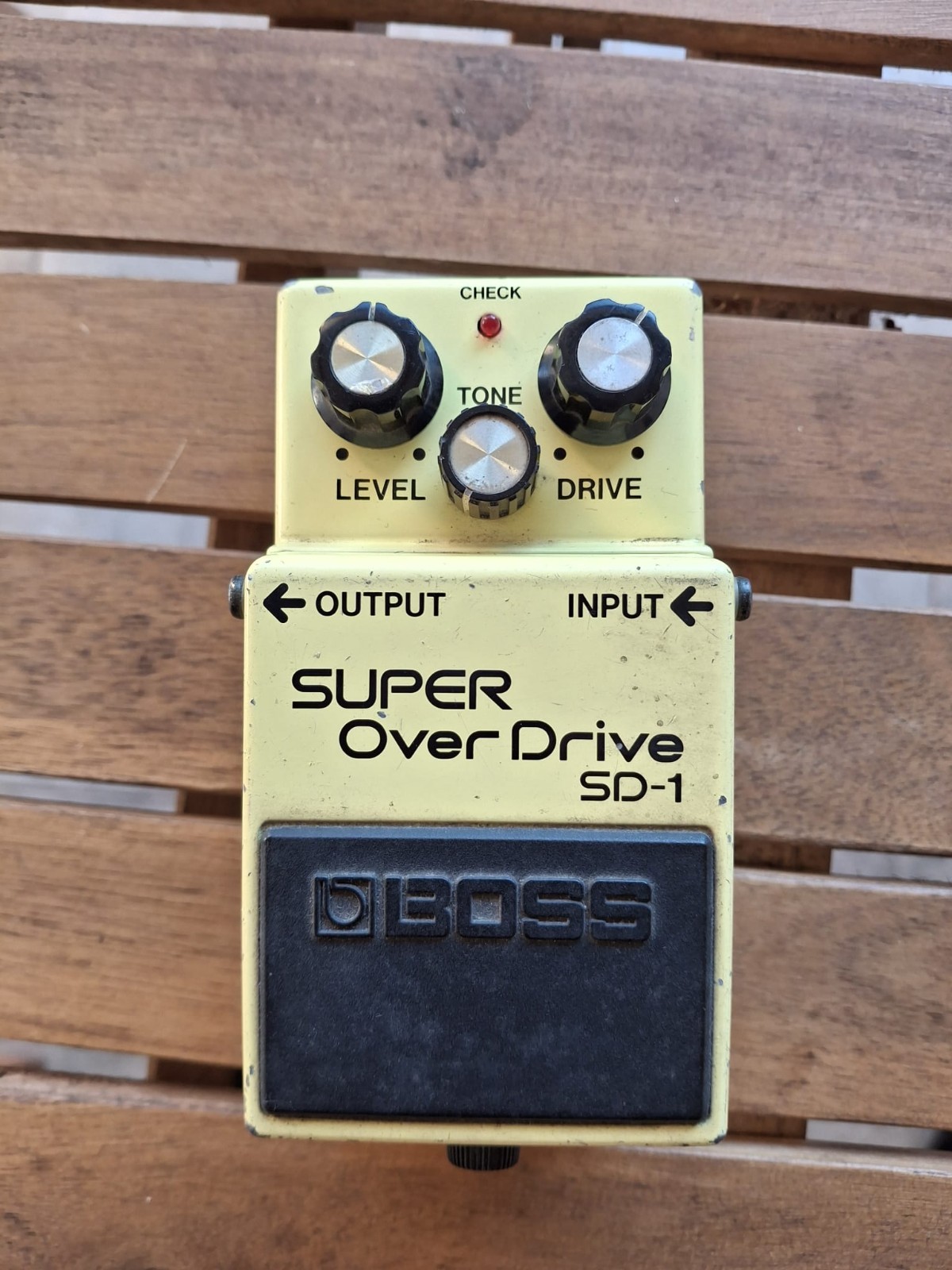 BOSS Super OverDrive SD-1 . Pedale vintage made in Japan