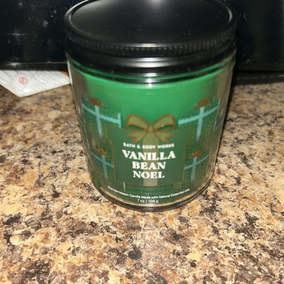 Bath & Body Works Vanilla Bean Noel Single Wick Candle Jar 7 oz Essential Oils