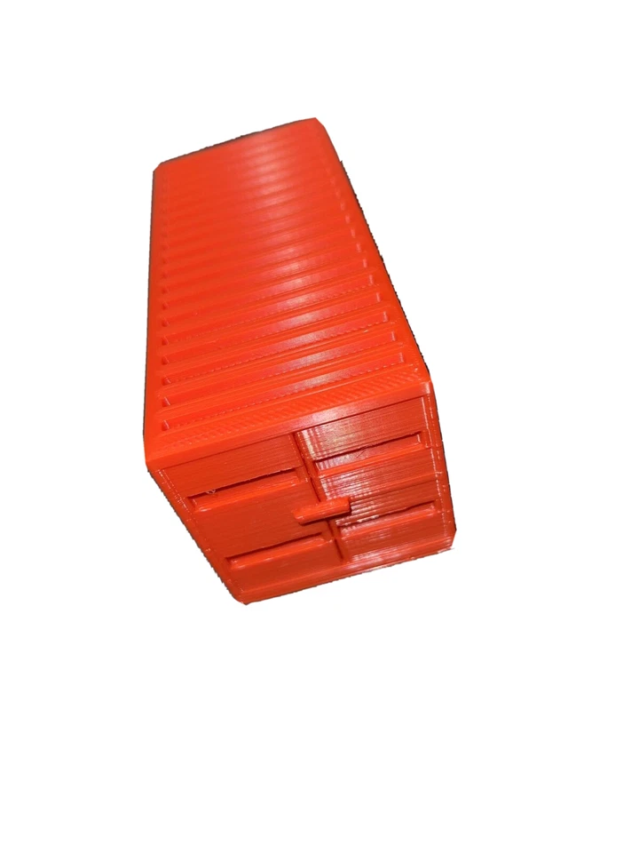 O 1:48 Scale 20 Foot Model Shipping Container Red - Image 2 of 4