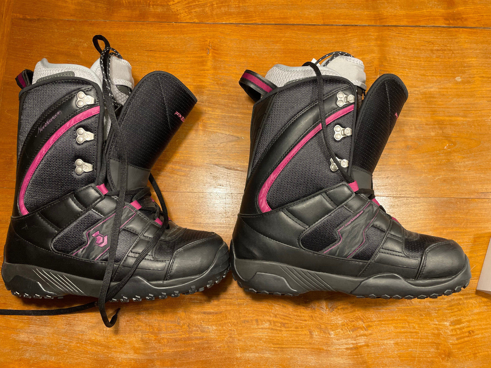 Northwave FREEDOM Snowboardboots Herren Größe 42 Neu