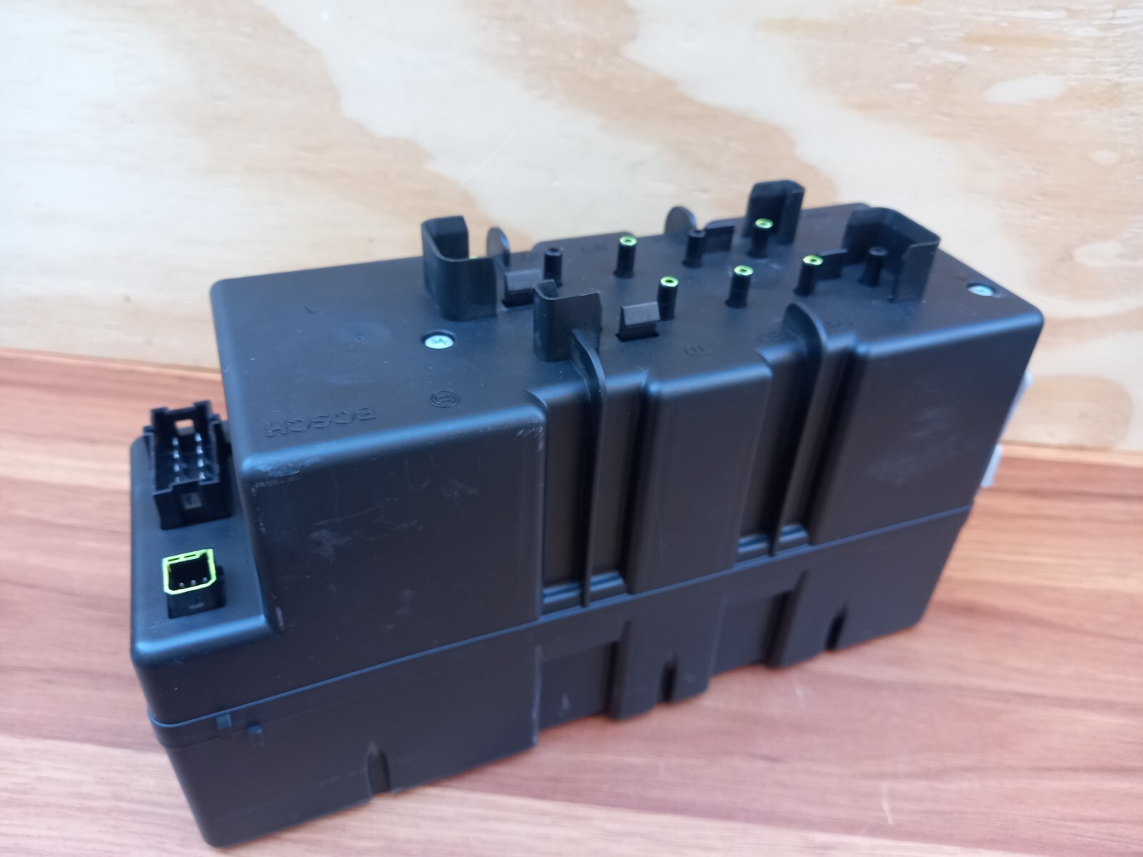 0006 Mercedes S4300 S500 S600 Central Door Lock Vacuum Pump 2208000548