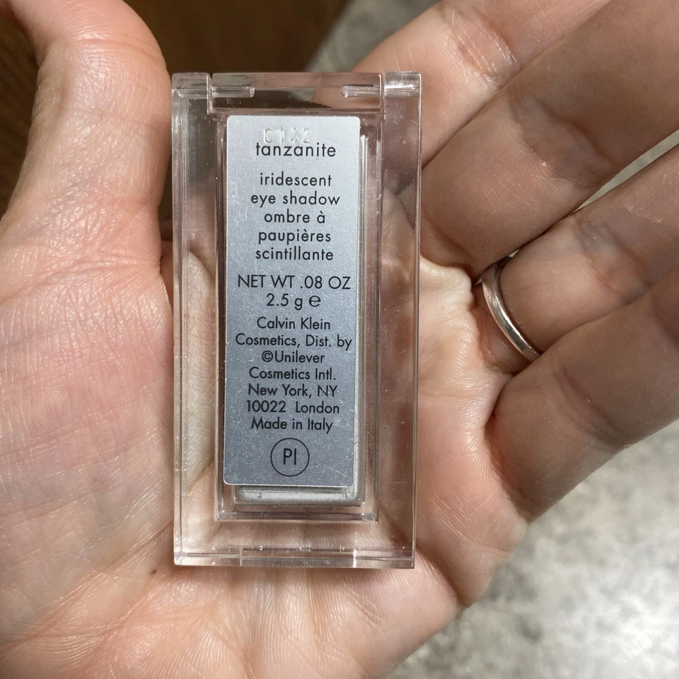 Sombra Calvin Klein Tanzanita Nova Sem Caixa Tamanho Completo Rara - Imagem 4 de 4