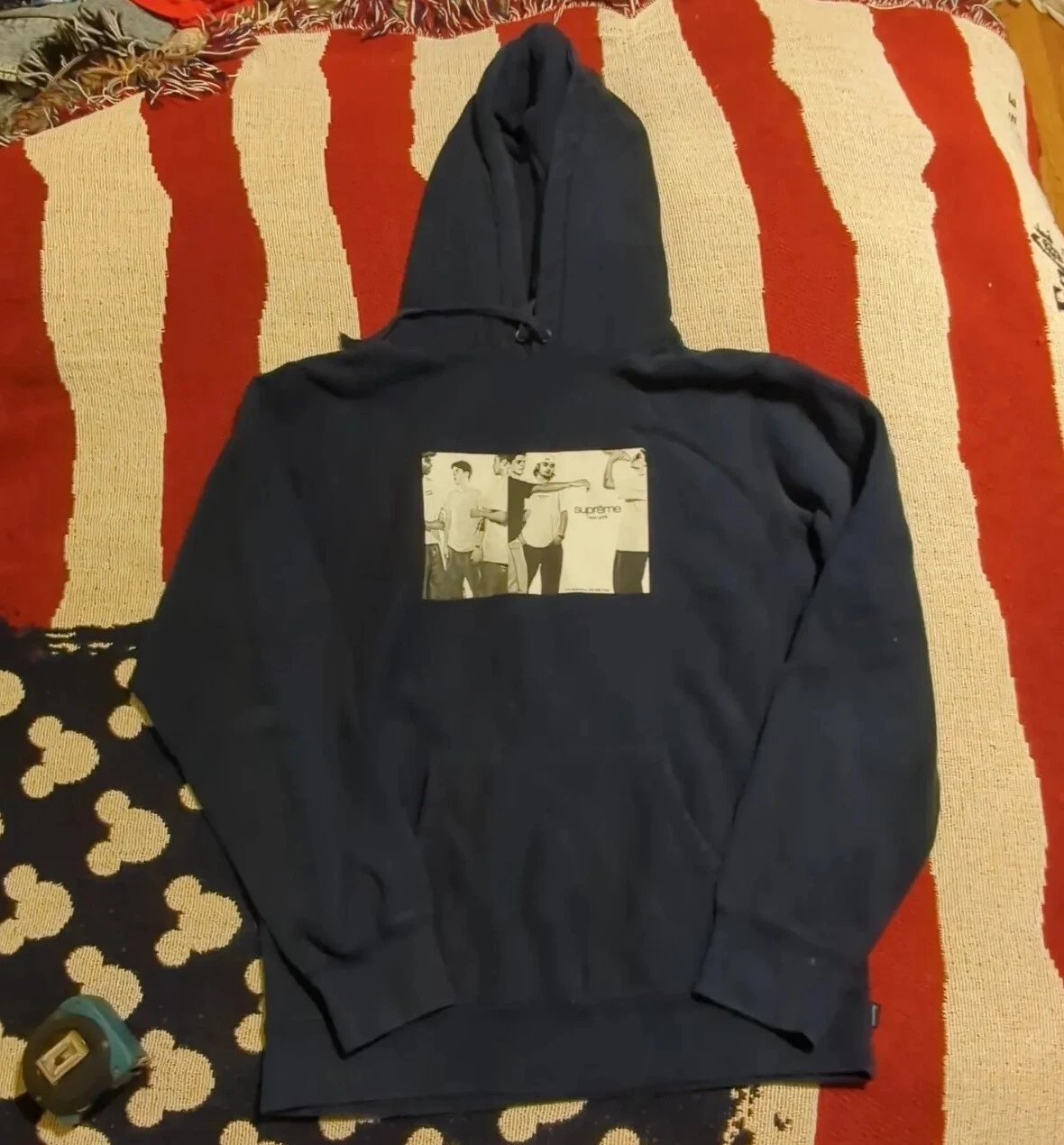 Sweat shirt à capuche Supreme Classic Ad Skate SS19 taille M bleu marine authentique
