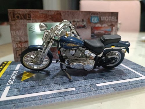 Modellino 1:18 Maisto Harley Davidson - Foto 2 di 11