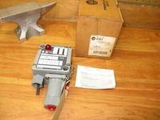 Allen Bradley 836T-T303JX9 *NEW* Pressure Control Switch