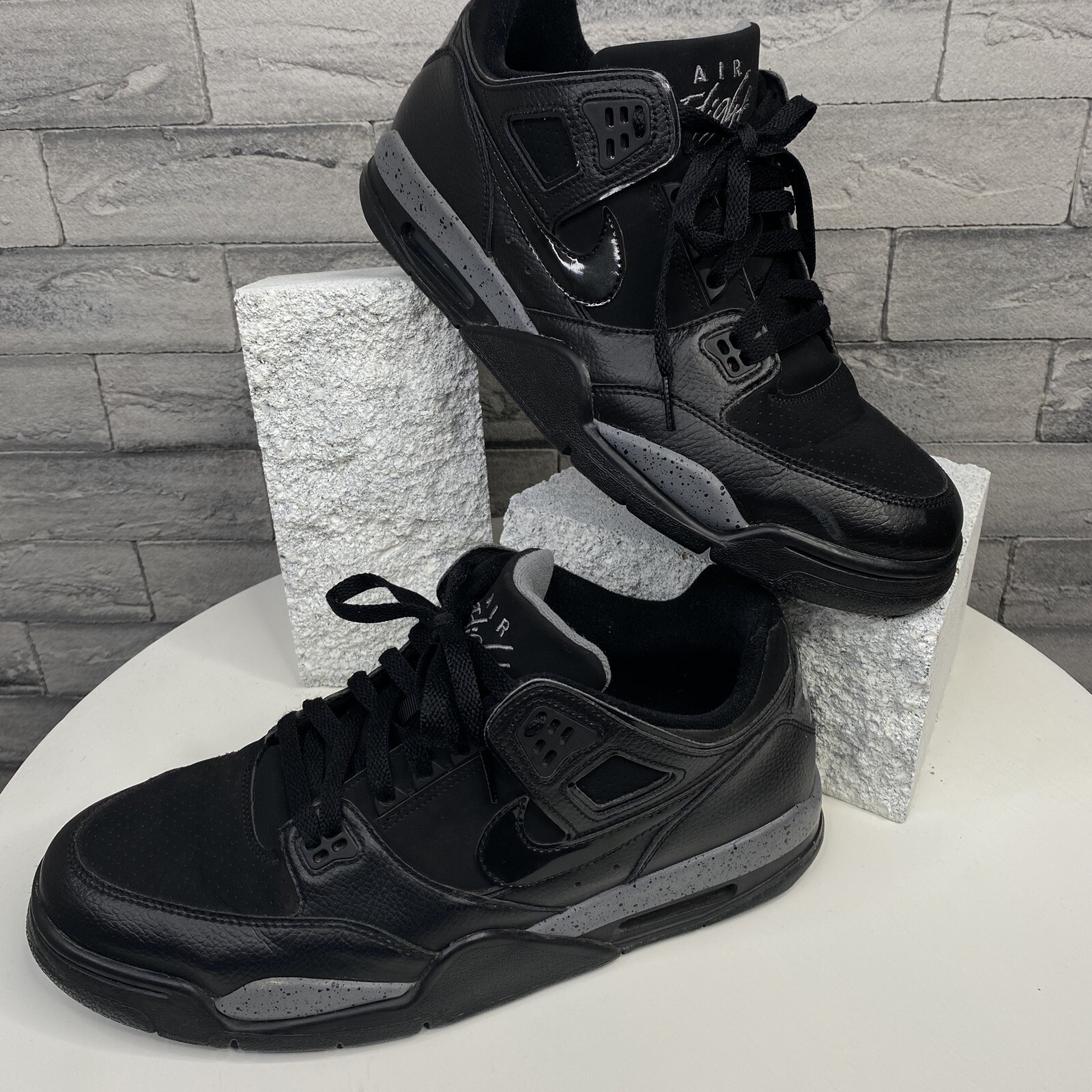 nike air flight 89 triple black