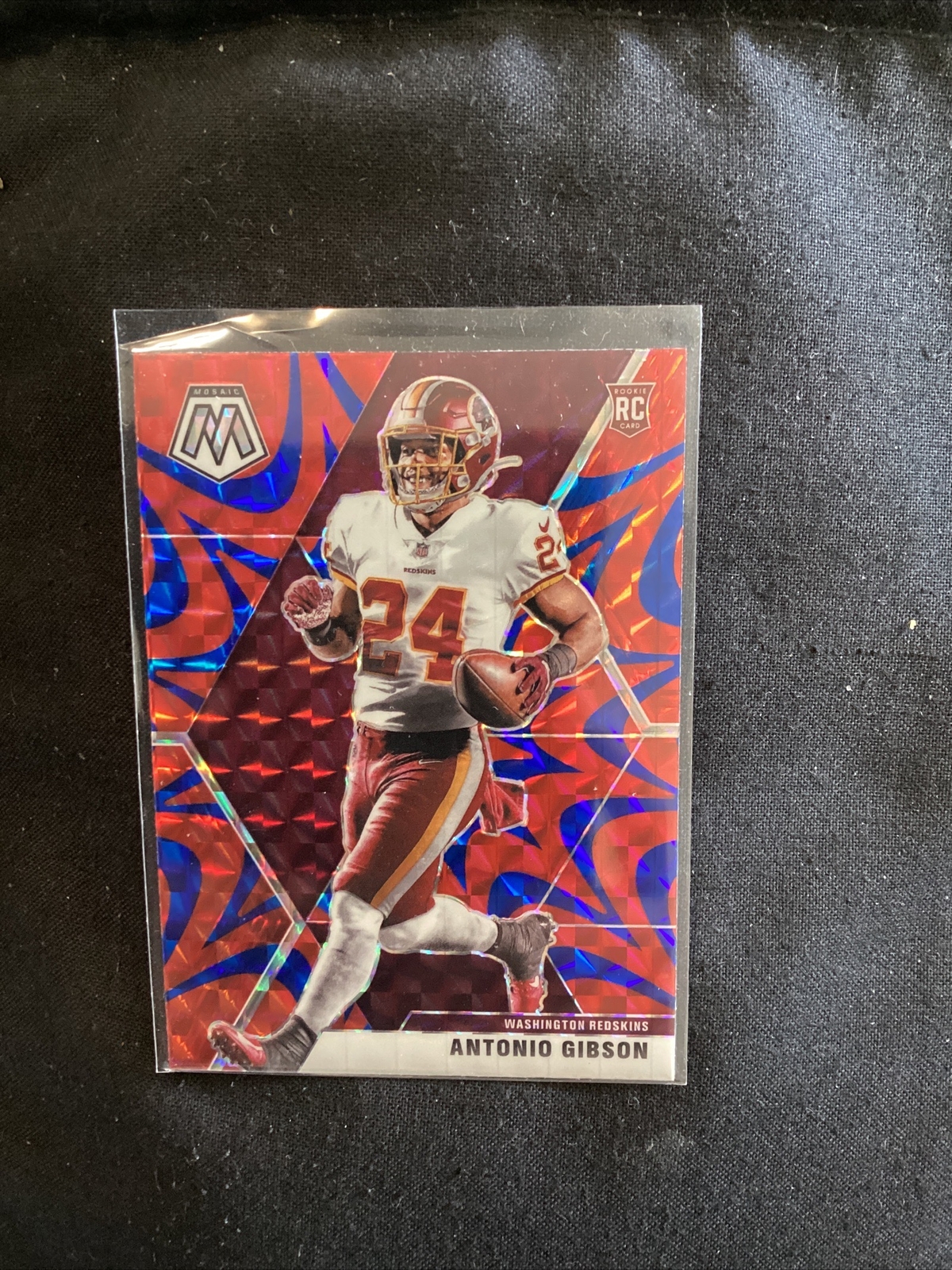 2020 Mosaic Antonio Gibson Reactive Blue Prizm Rookie RC #227 Redskins. JT7
