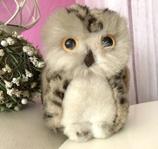 Alt Wittie? sch&ouml;ne kleine Eule Steiff Knopf und Fahne