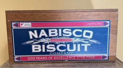 Nabisco Biscuit  1792-1992 200 Anniversary Wooden Box W/Checkerboard Lid. 1992