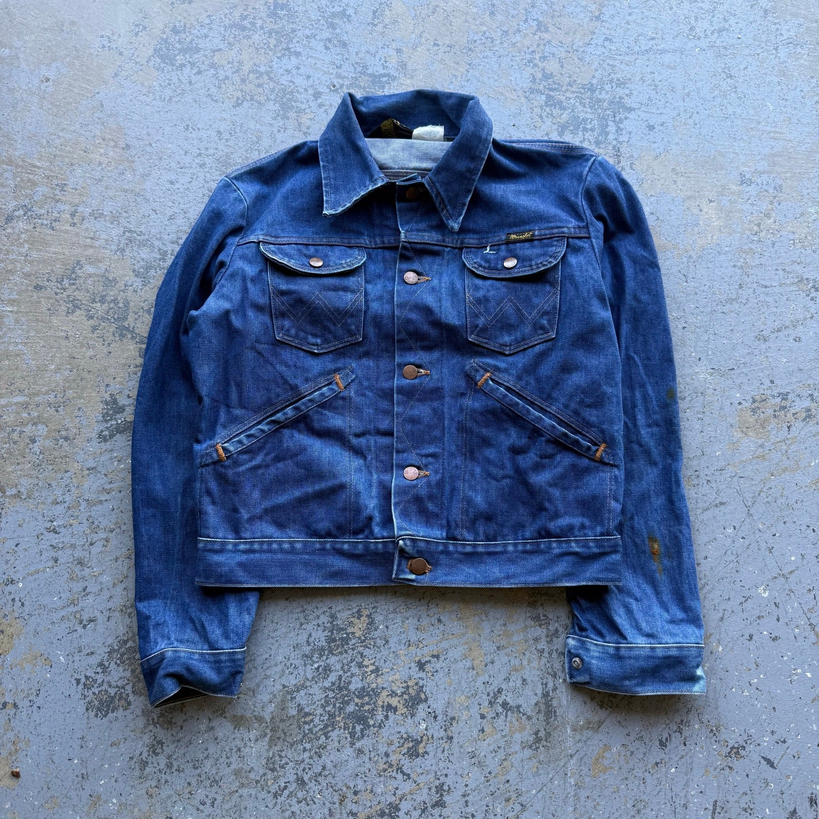Vintage Distressed Wrangler No-Fault Denim Jacket Made In USA Sz 40