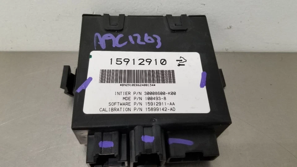 07 MÓDULO DE CONTROL PUERTA LEVADIZA ELÉCTRICA CHEVY TAHOE 15912910 Foto 3 de 4