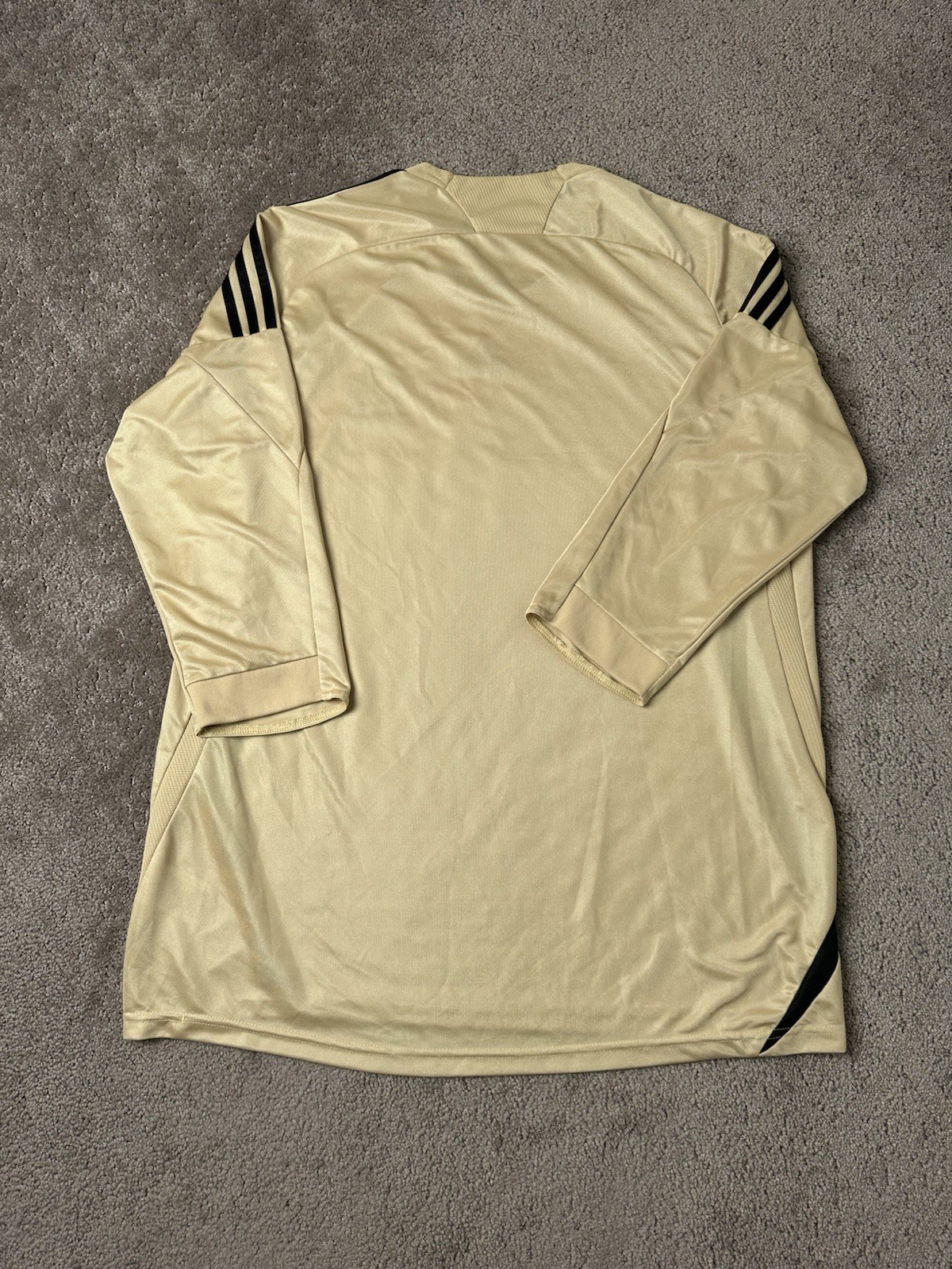 Picture 3 of 10