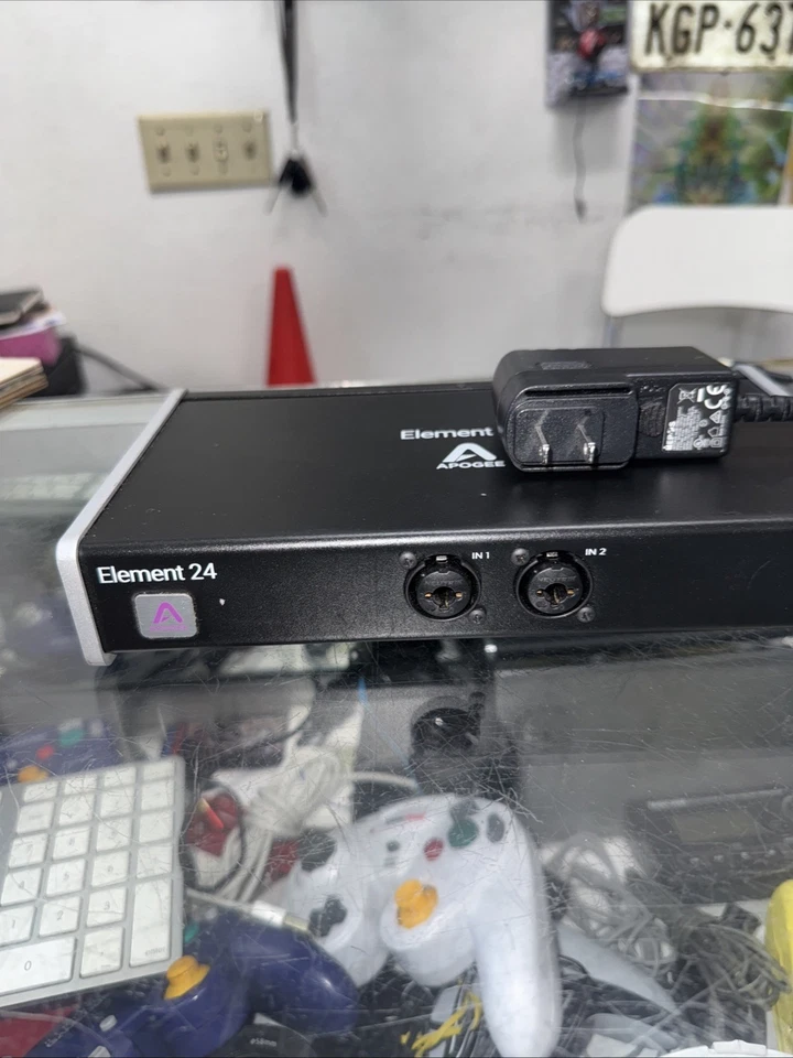 Apogee Element 24  Thunderbolt Audio Interface - W/ Power Supply - Image 2 of 4