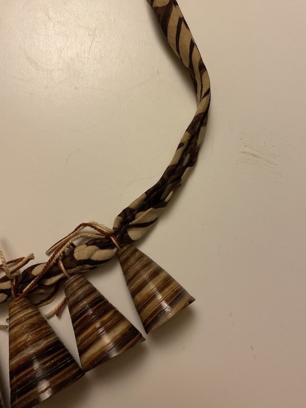 Vtg Rare Telescopium Shell Statement Necklace Art… - image 4