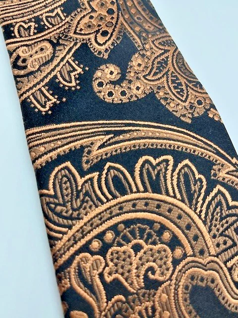 Corbata de cuello para hombre Sean John negra y cobre 100 % seda bordada 3,5" de ancho x 60" de largo Foto 4 de 4