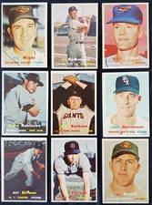 1957 Topps Baseball Cards 22